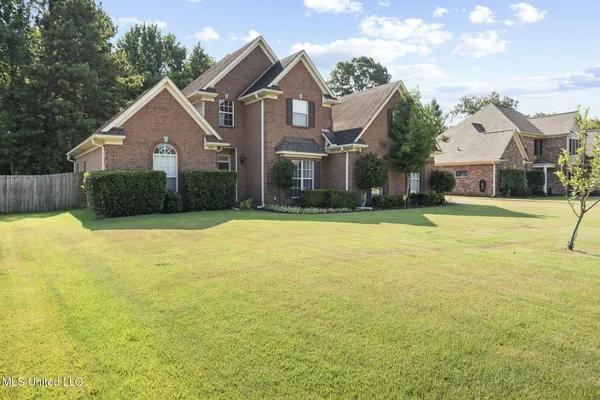 $389,900 | 2210 Westwind Drive, Nesbit, MS 38651