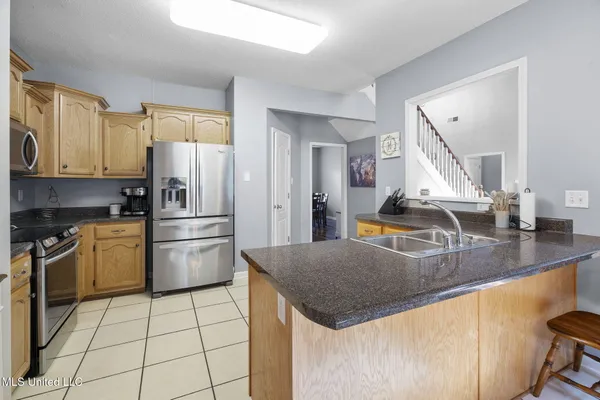 $389,900 | 2210 Westwind Drive, Nesbit, MS 38651