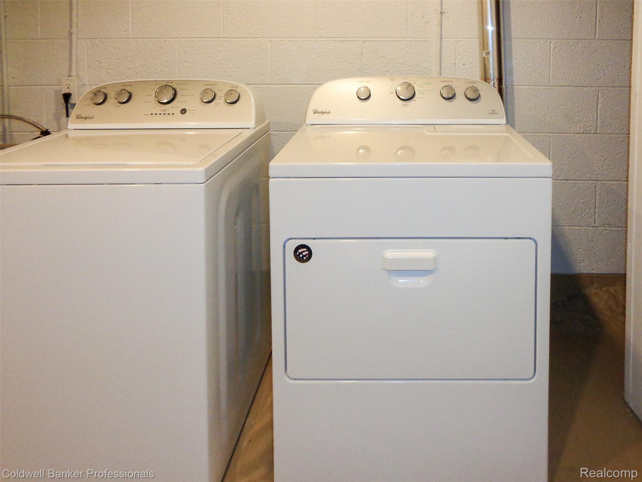 16945 Reedmere Avenue Franklin, MI 48025 - Photo 30 of 37 Laundry Rm