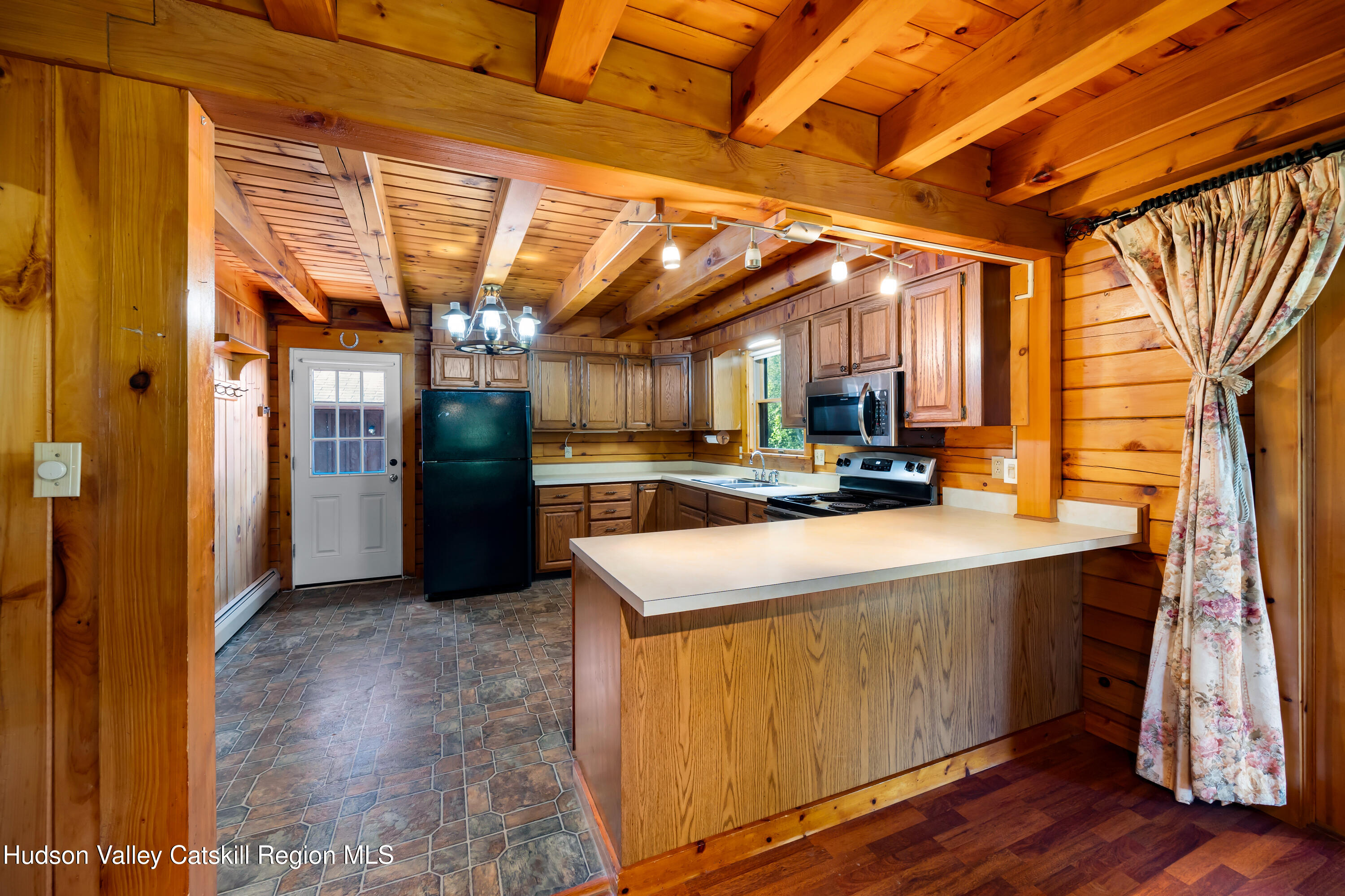 26 Woodland Road Craryville, NY 12521 - Photo 8 of 38 7Y3A6054