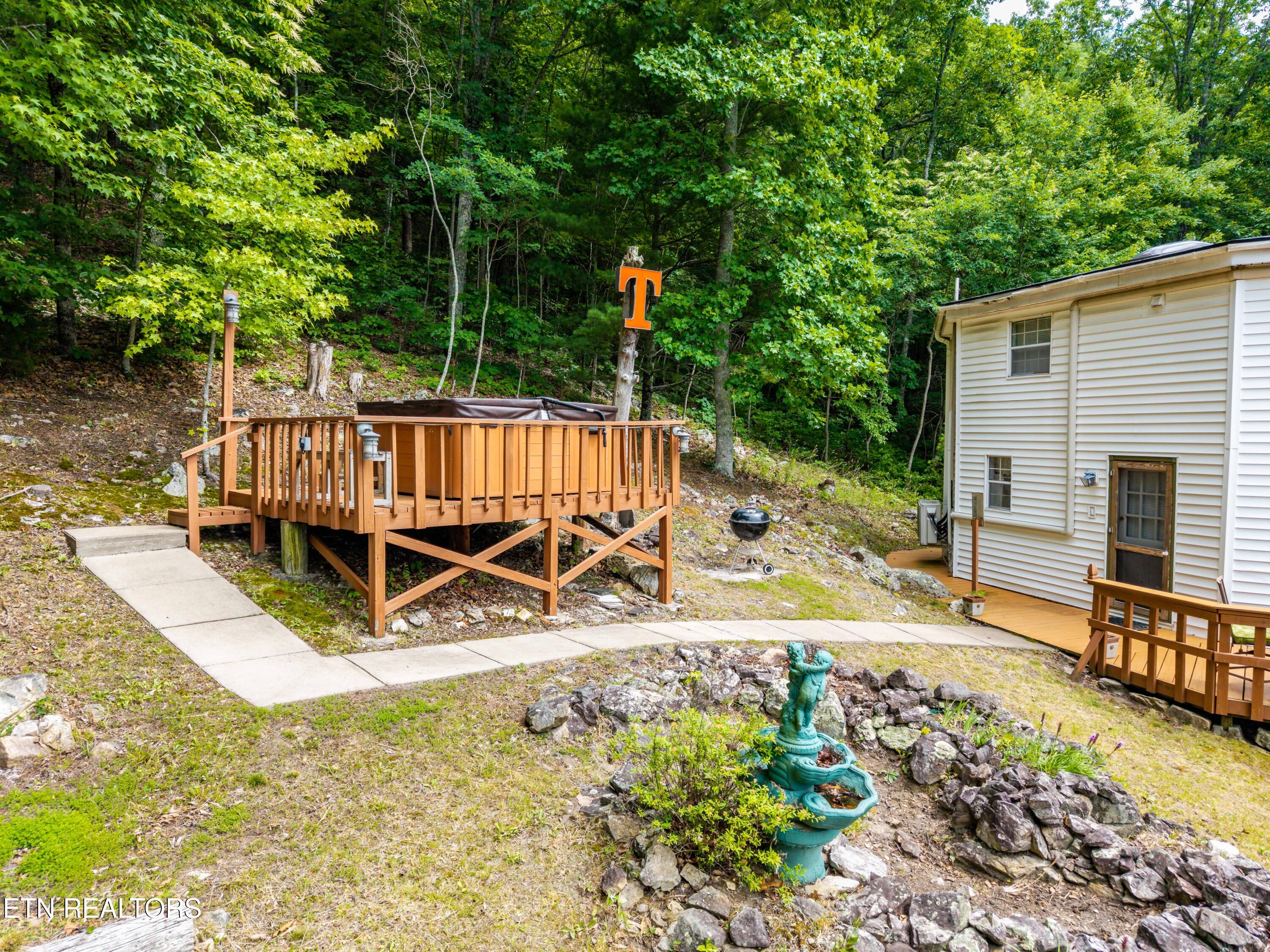 4839 Butterfly Gap Road Maryville, TN 37803 - Photo 6 of 52 4839ButterflyGapRd-14