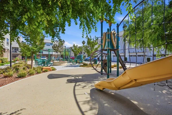 $1,088,000 | 40753 Squill Common, Fremont, CA 94538