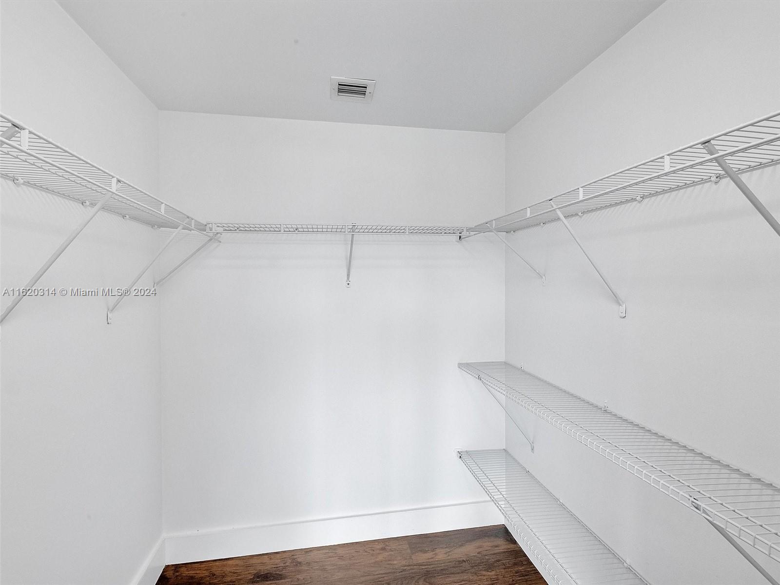 888 Biscayne Boulevard, Unit 612 Miami, FL 33132 - Photo 14 of 27