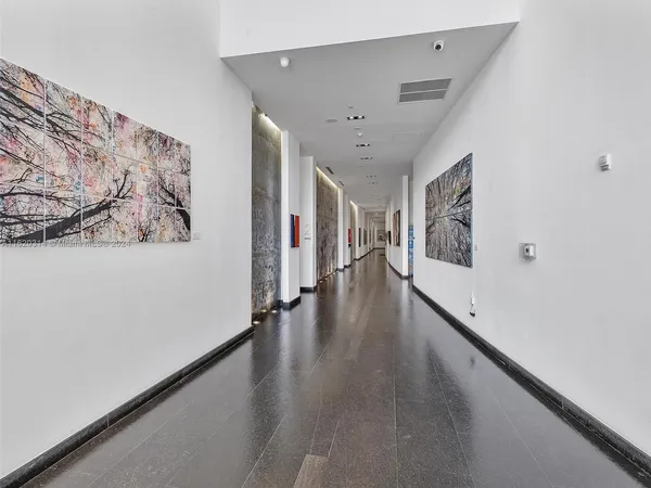 $738,000 | 888 Biscayne Boulevard, Unit 612, Miami, FL 33132