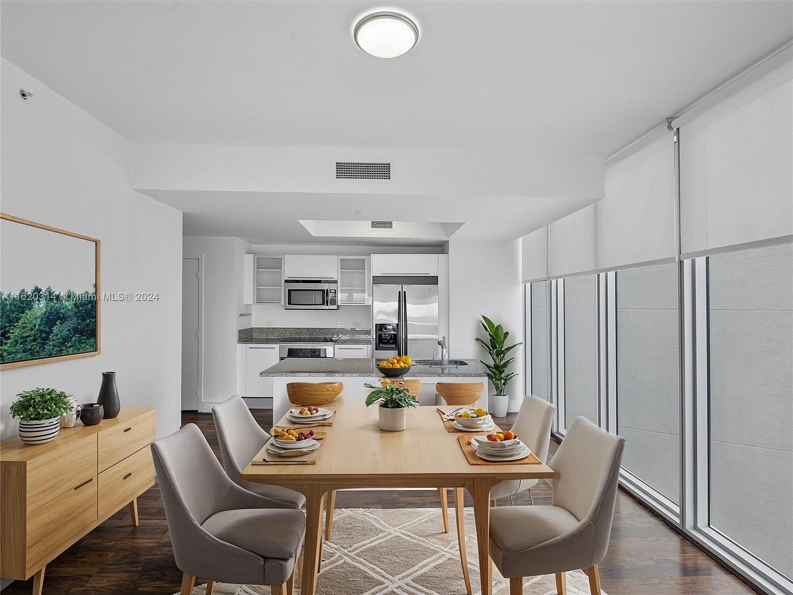 888 Biscayne Boulevard, Unit 612 Miami, FL 33132 - Photo 3 of 27