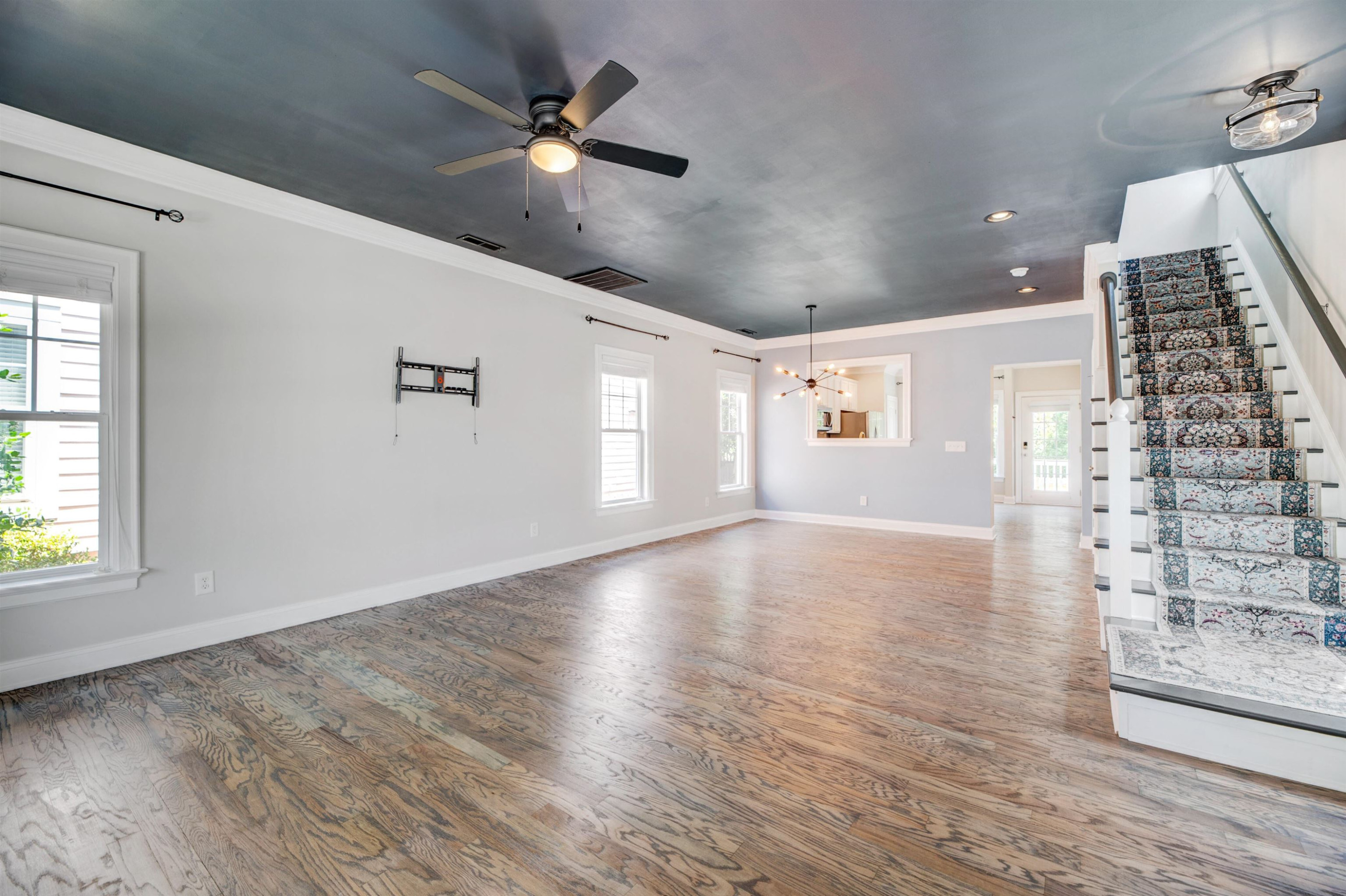 7736 ACC Boulevard Raleigh, NC 27617 - Photo 5 of 37 Family