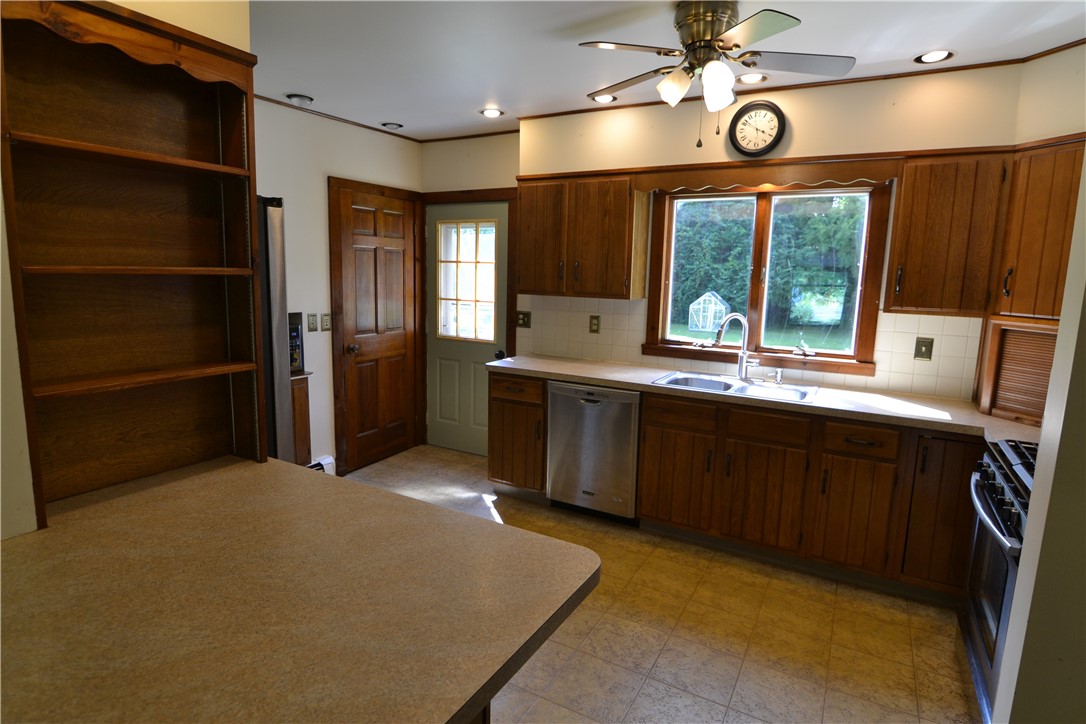 8767 West Loop Road Montezuma, NY 13140 - Photo 2 of 48 Gallery Image 2