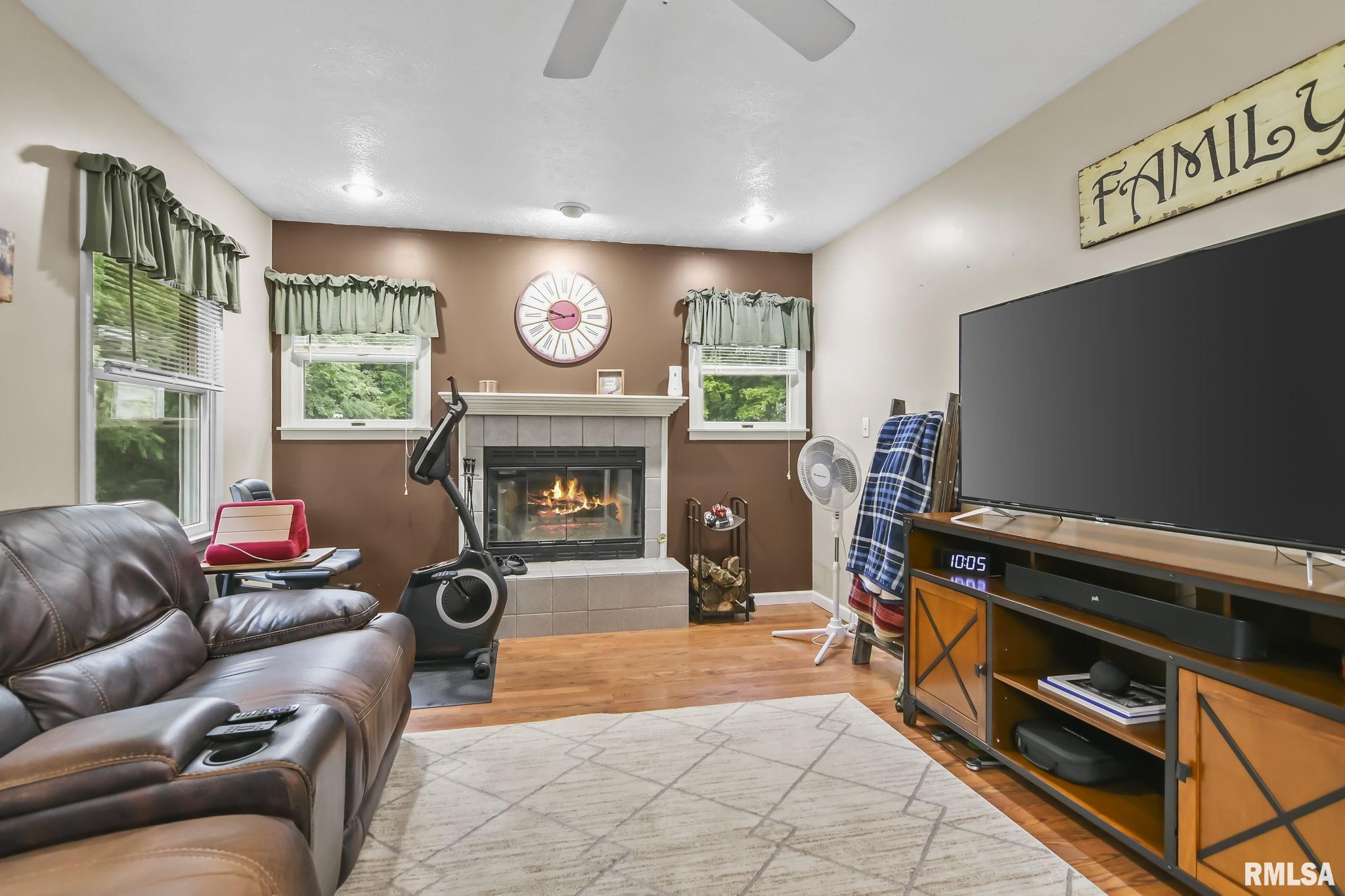45 Aspen Road Pleasant Plains, IL 62677 - Photo 6 of 40