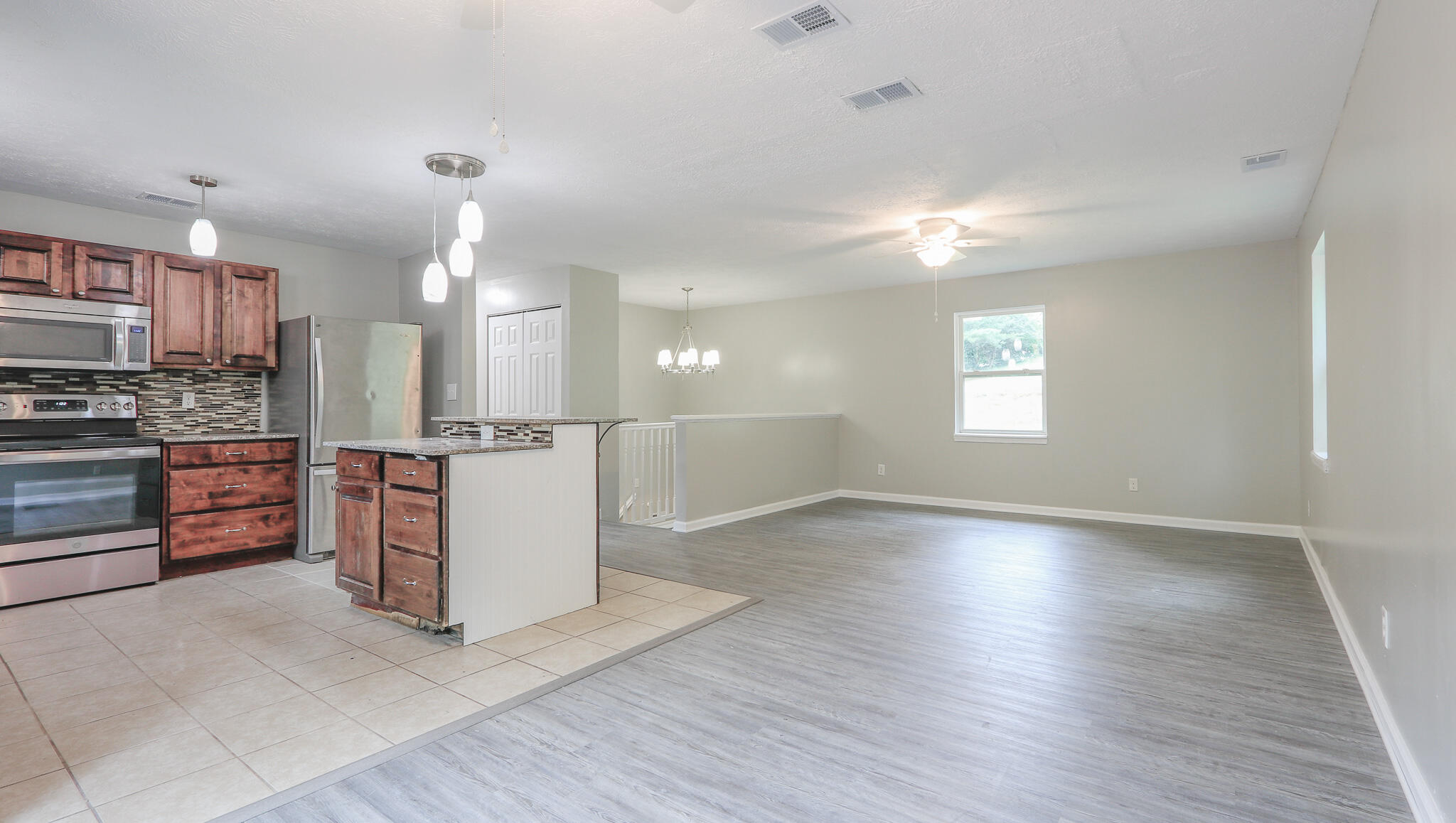 1288 Powder Branch Road Johnson City, TN 37601 - Photo 4 of 34 _MG_3889