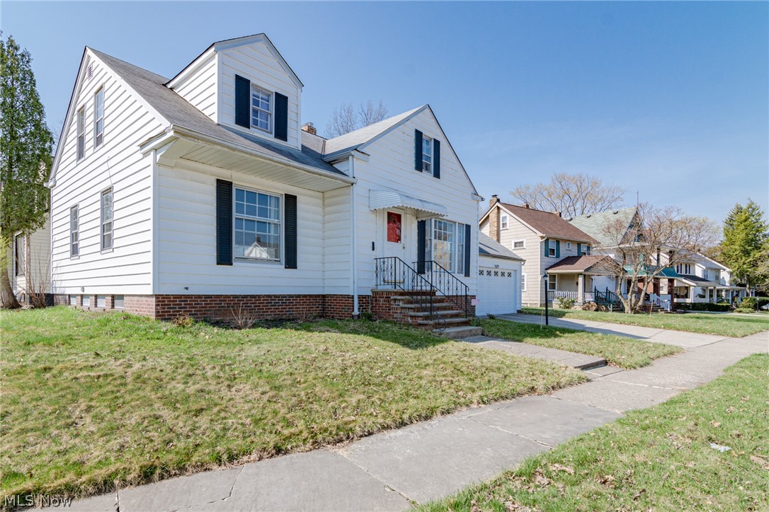 3434 Silsby Road Cleveland, OH 44118 - Photo 1 of 33 Gallery Image 1