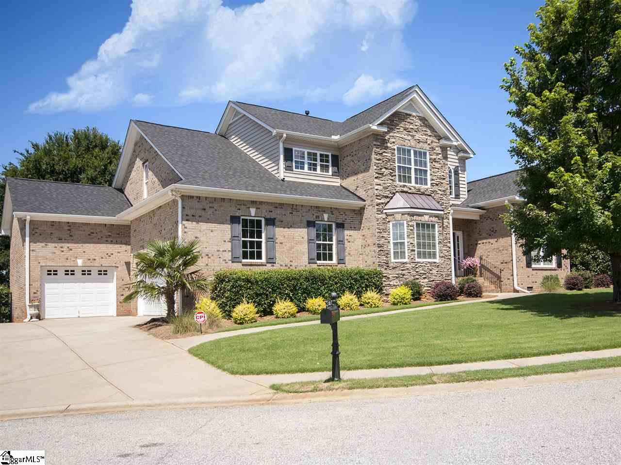 2 Garbor Court Greer, SC 29650 - Photo 1 of 36 Gallery Image 1