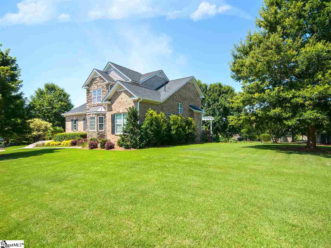 2 Garbor Court Greer, SC 29650 - Photo 4 of 36 Gallery Image 4