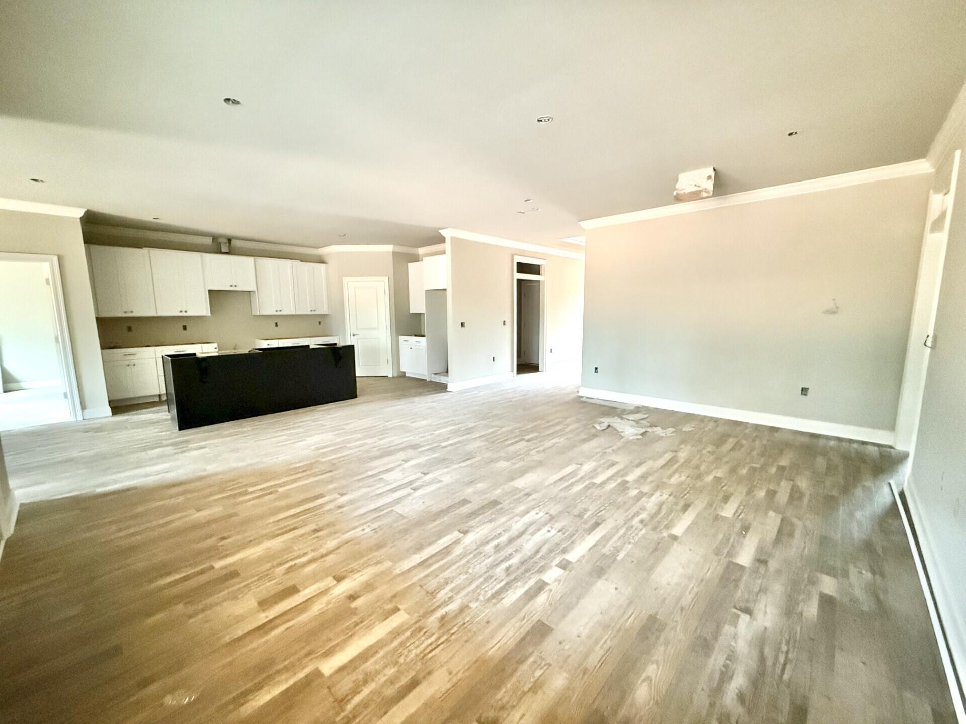 6699 Rocky Shores Road Milton, FL 32583 - Photo 12 of 75 Living-Kitchen