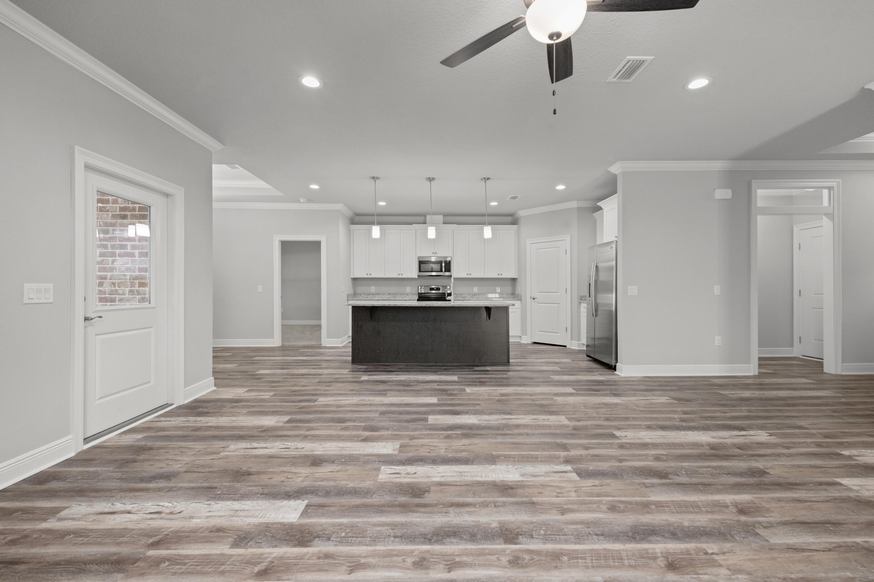 6699 Rocky Shores Road Milton, FL 32583 - Photo 10 of 77 Living Room