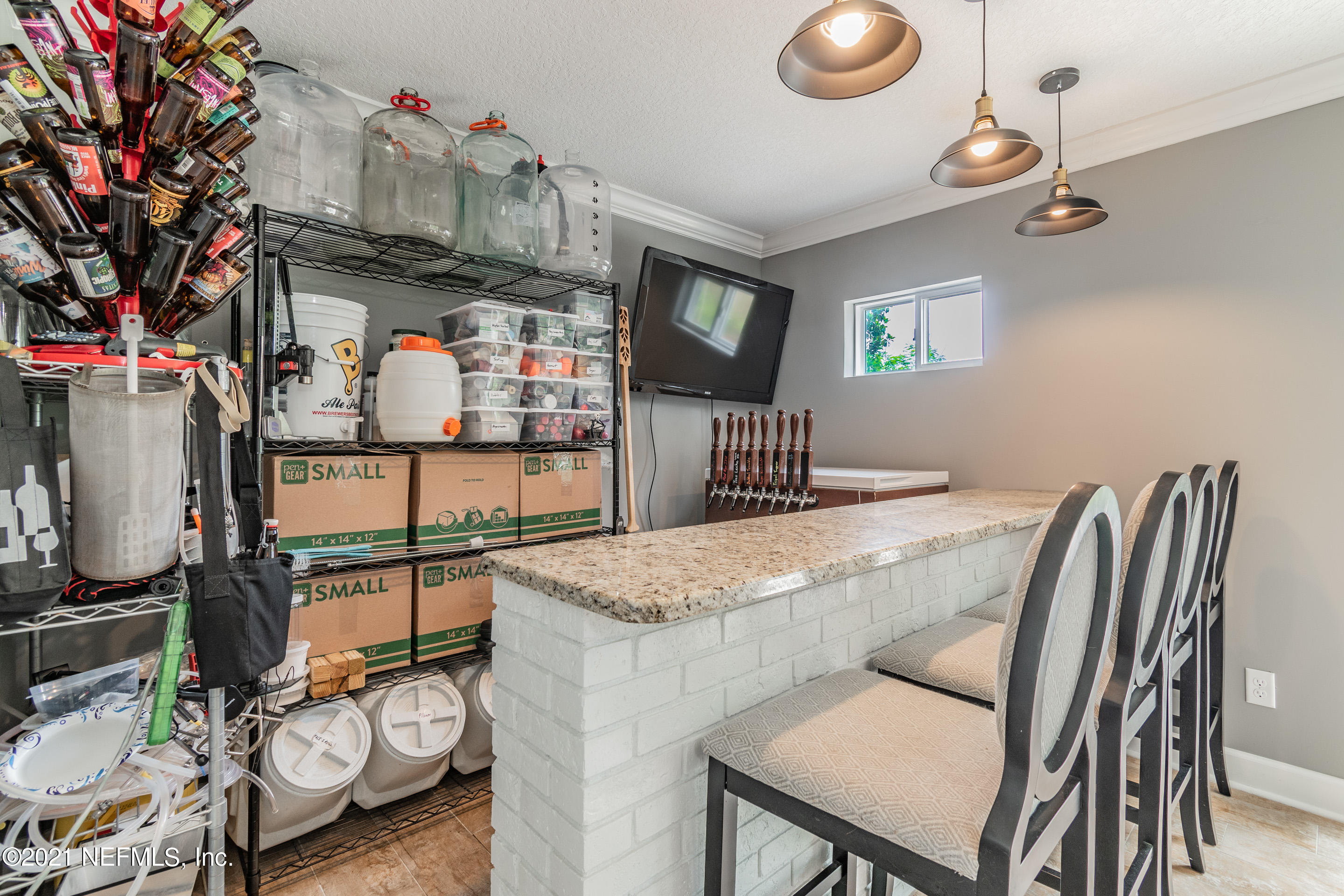 2343 Mills Road Jacksonville, FL 32216 - Photo 15 of 33 Bar