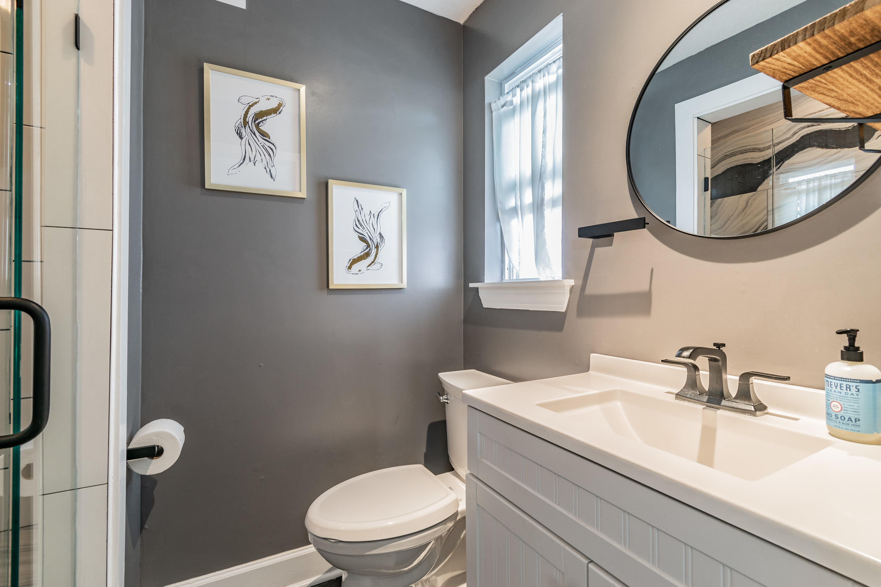 2343 Mills Road Jacksonville, FL 32216 - Photo 18 of 33 Owner's Bath