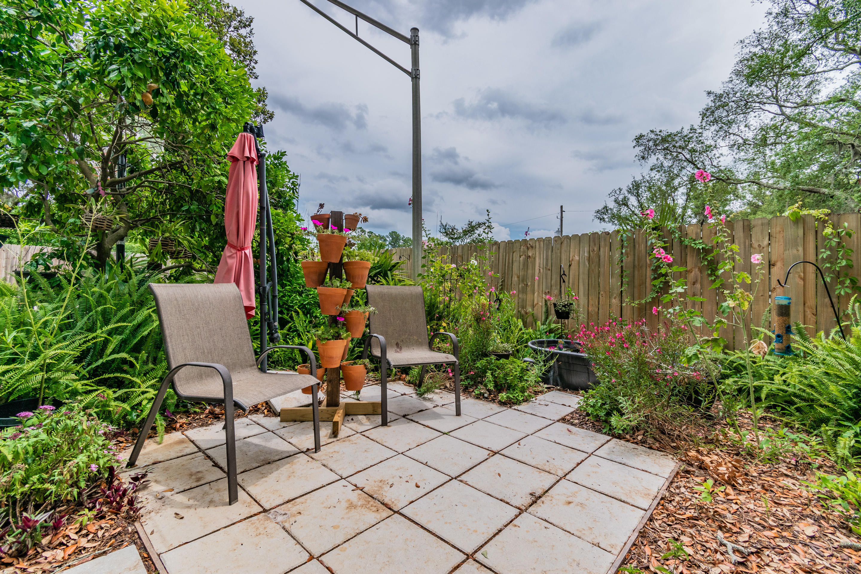 2343 Mills Road Jacksonville, FL 32216 - Photo 27 of 33 Patio