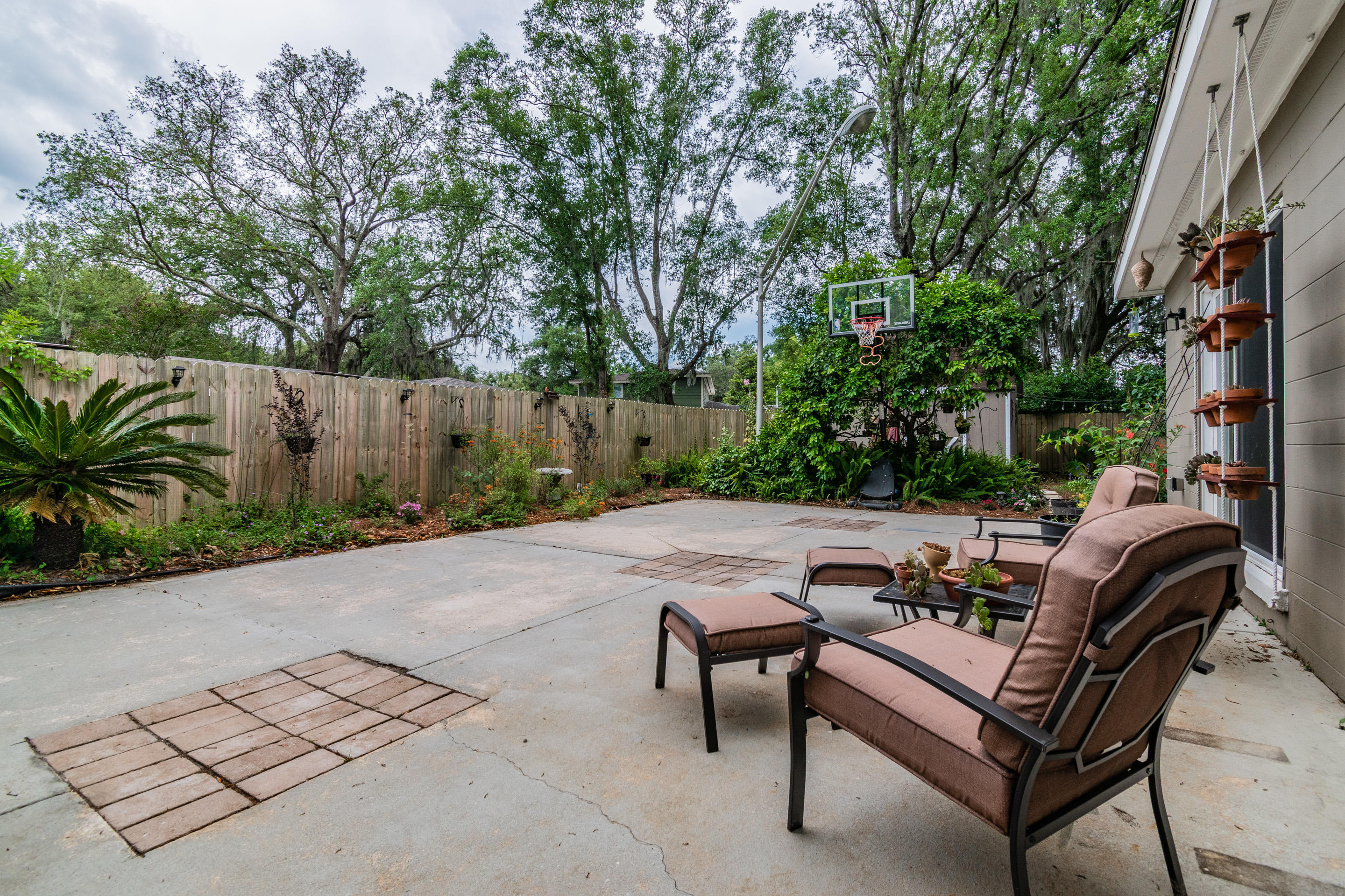 2343 Mills Road Jacksonville, FL 32216 - Photo 30 of 33 Patio