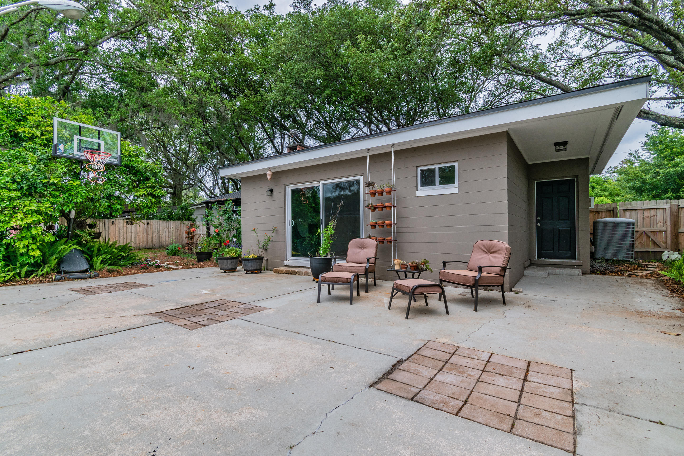 2343 Mills Road Jacksonville, FL 32216 - Photo 31 of 33 Patio
