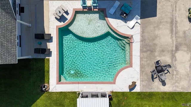 $999,999 | 720 Lefort Bypass Road, Thibodaux, LA 70301