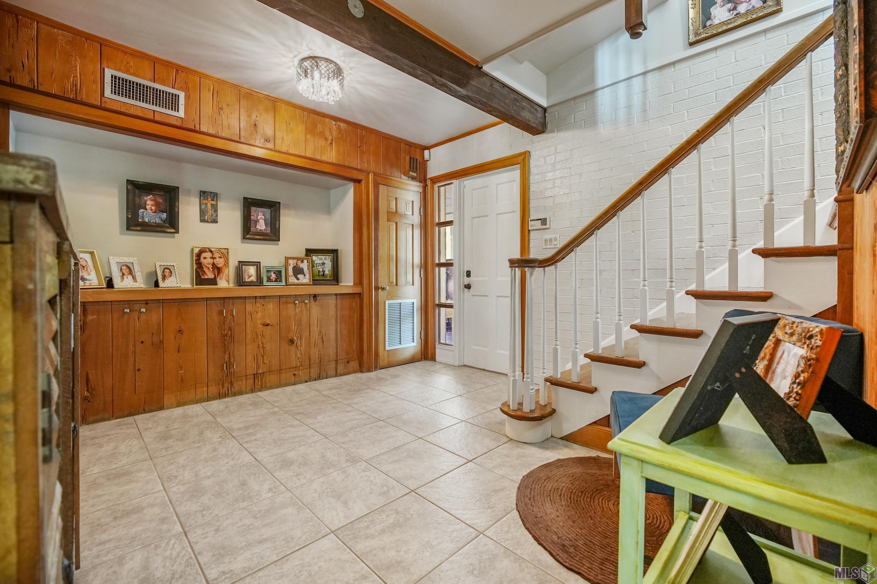 720 Lefort Bypass Road Thibodaux, LA 70301 - Photo 21 of 50 Foyer - Ground Floor