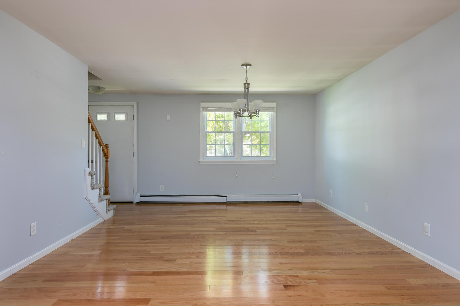 45 Rustic Lane Portland, ME 04103 - Photo 7 of 40 45 Rustic Lane Portland ME-large-012-7-D