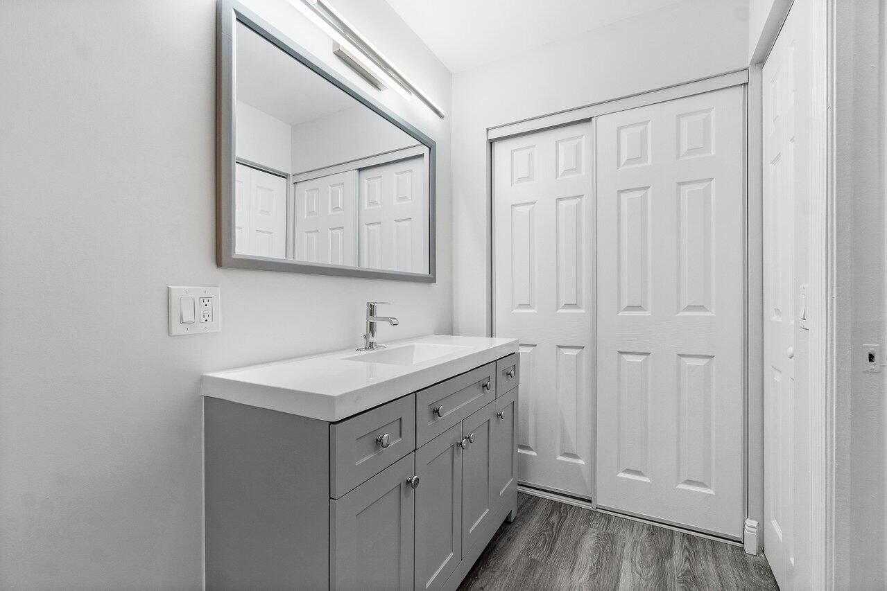 6652 Via Regina Boca Raton, FL 33433 - Photo 20 of 32 024-6652ViaRegina-BocaRaton-FL-33433-SMA