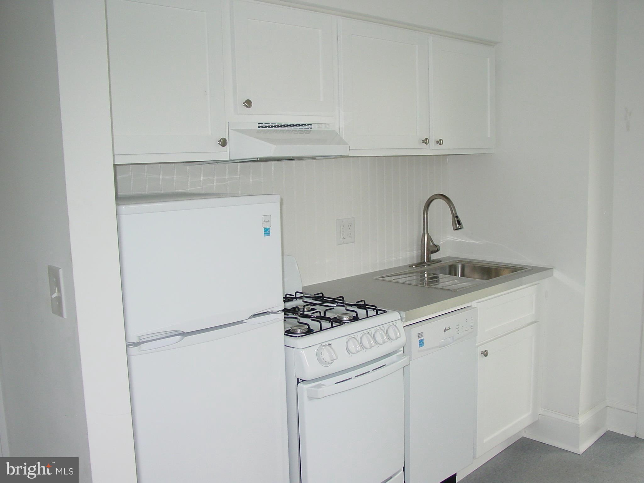 3707 Roland Avenue Baltimore, MD 21211 - Photo 11 of 19 Kitchen