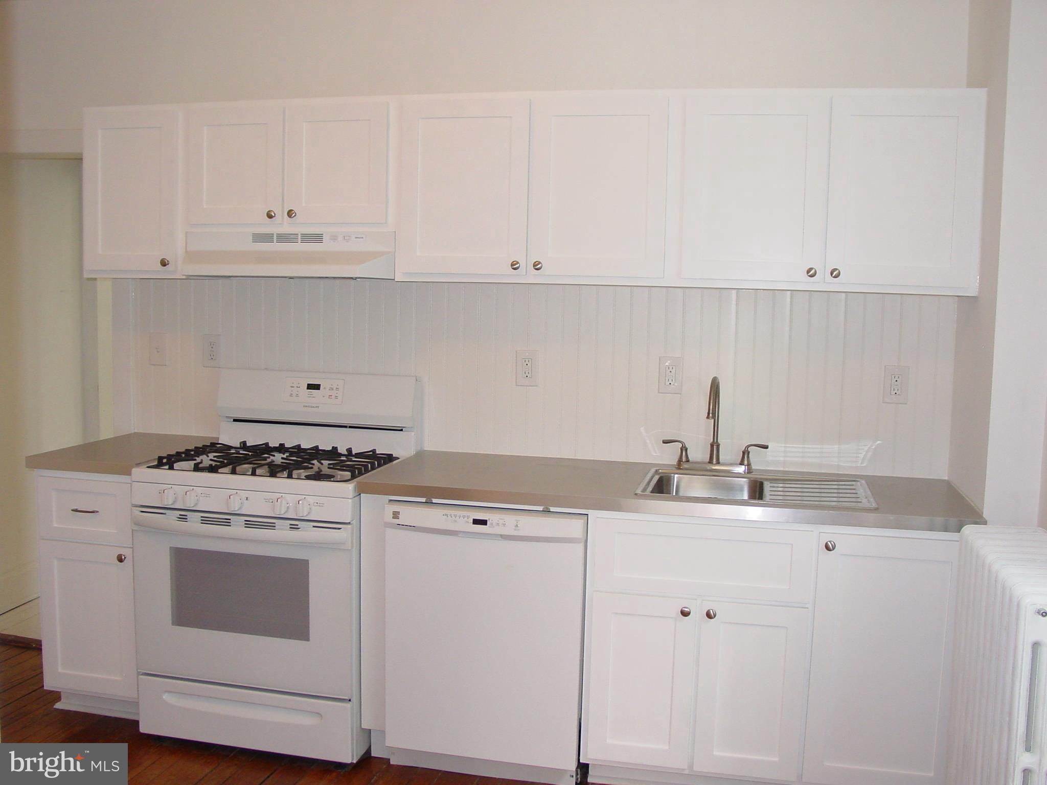 3707 Roland Avenue Baltimore, MD 21211 - Photo 4 of 19 Kitchen