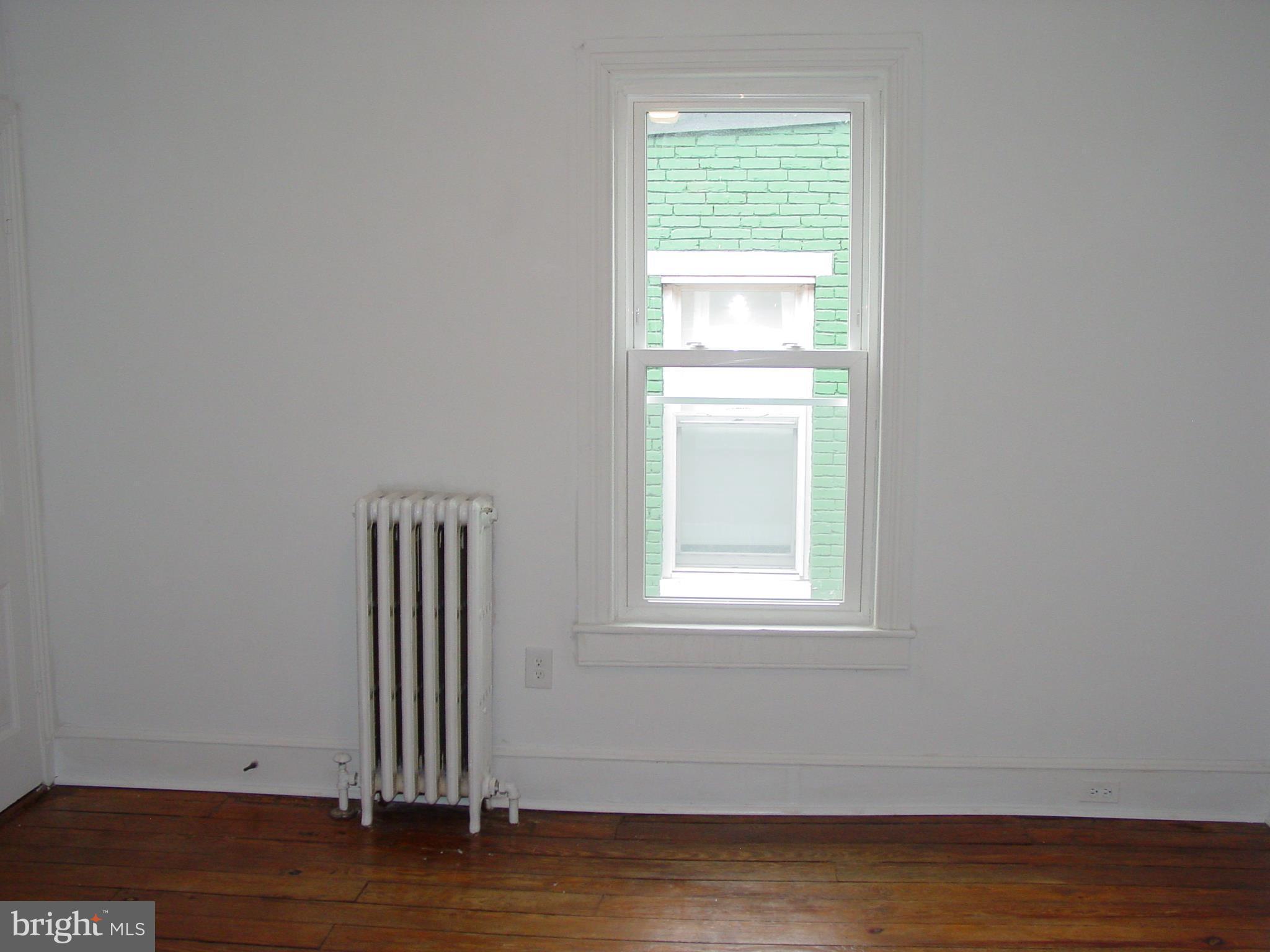 3707 Roland Avenue Baltimore, MD 21211 - Photo 8 of 19 Bedroom