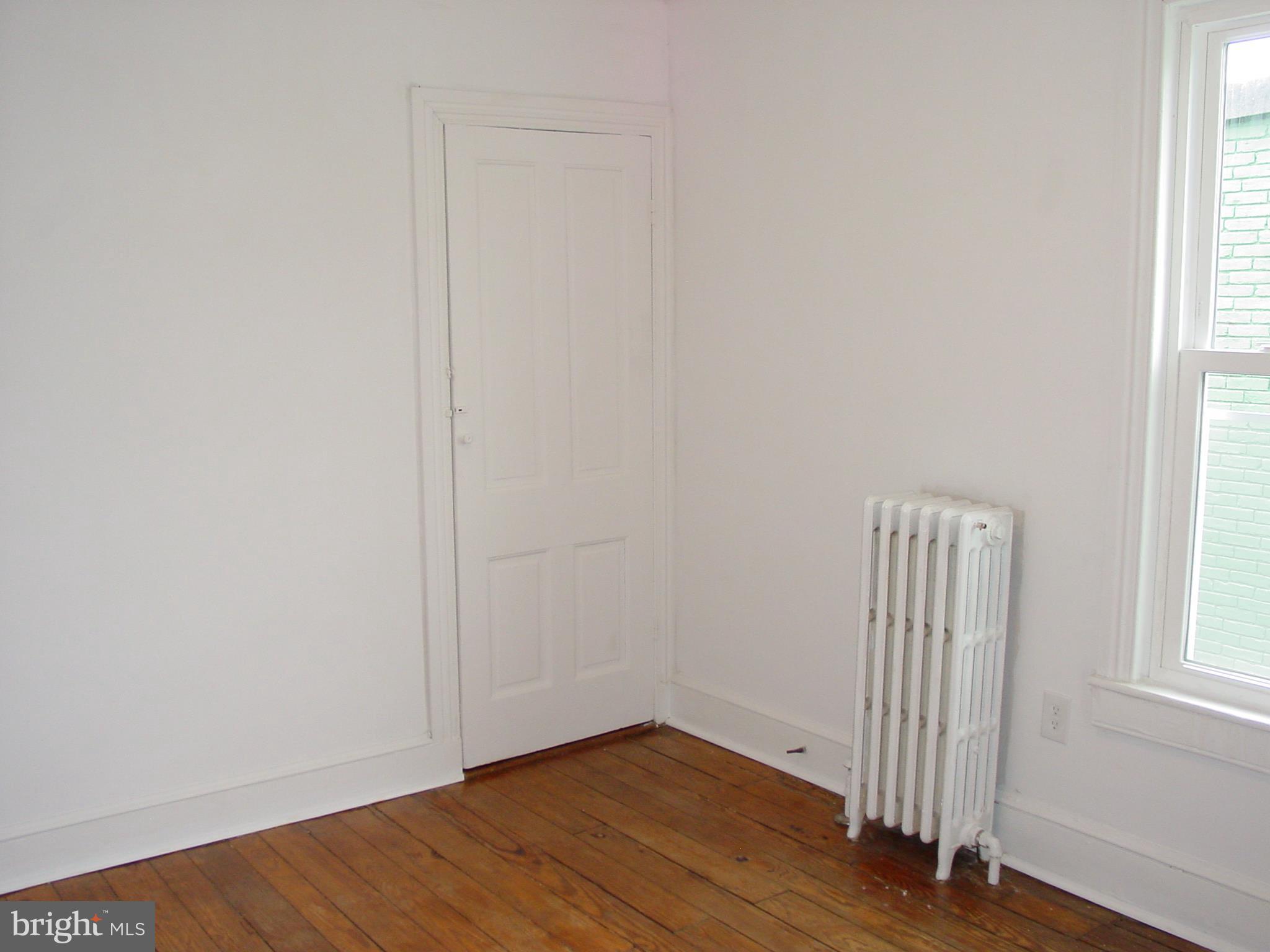 3707 Roland Avenue Baltimore, MD 21211 - Photo 9 of 19 Bedroom