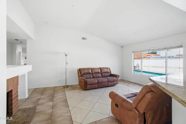 $869,000 | 676 Snipe Walk, Oxnard, CA 93035