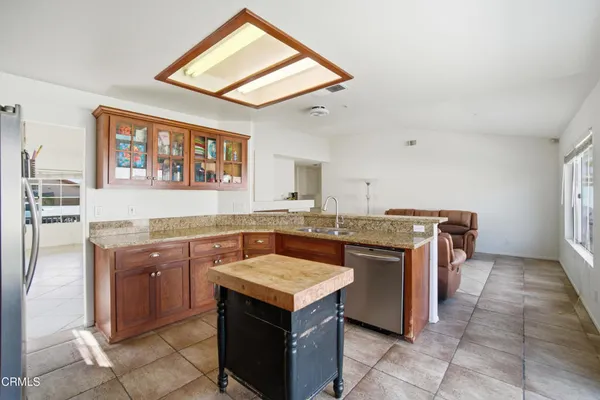$869,000 | 676 Snipe Walk, Oxnard, CA 93035