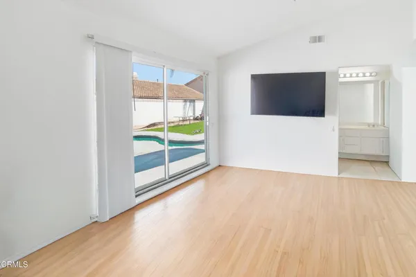 $869,000 | 676 Snipe Walk, Oxnard, CA 93035