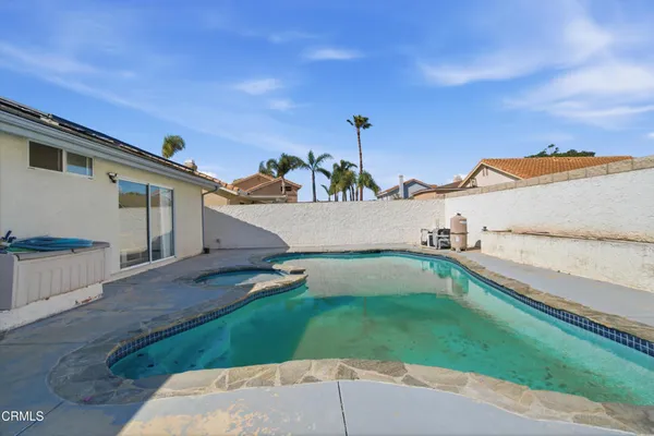 $869,000 | 676 Snipe Walk, Oxnard, CA 93035