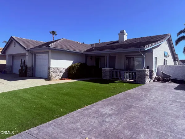 $869,000 | 676 Snipe Walk, Oxnard, CA 93035
