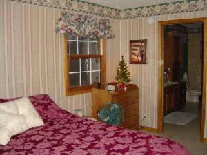 165 Pinewood Road Bedford, IN 47421 - Photo 6 of 9 Gallery Image 6