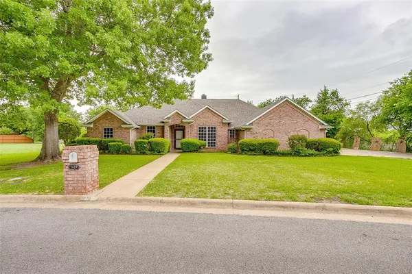 $450,000 | 1619 Browning Lane, Cleburne, TX 76033