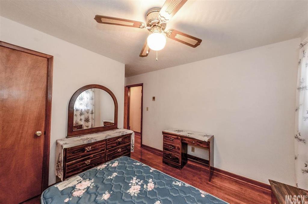 5037 Springhaven Drive Conover, NC 28613 - Photo 13 of 24 Gallery Image 13