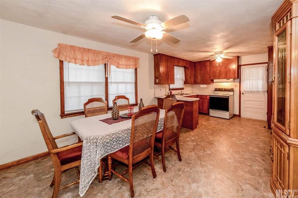 5037 Springhaven Drive Conover, NC 28613 - Photo 4 of 24 Gallery Image 4