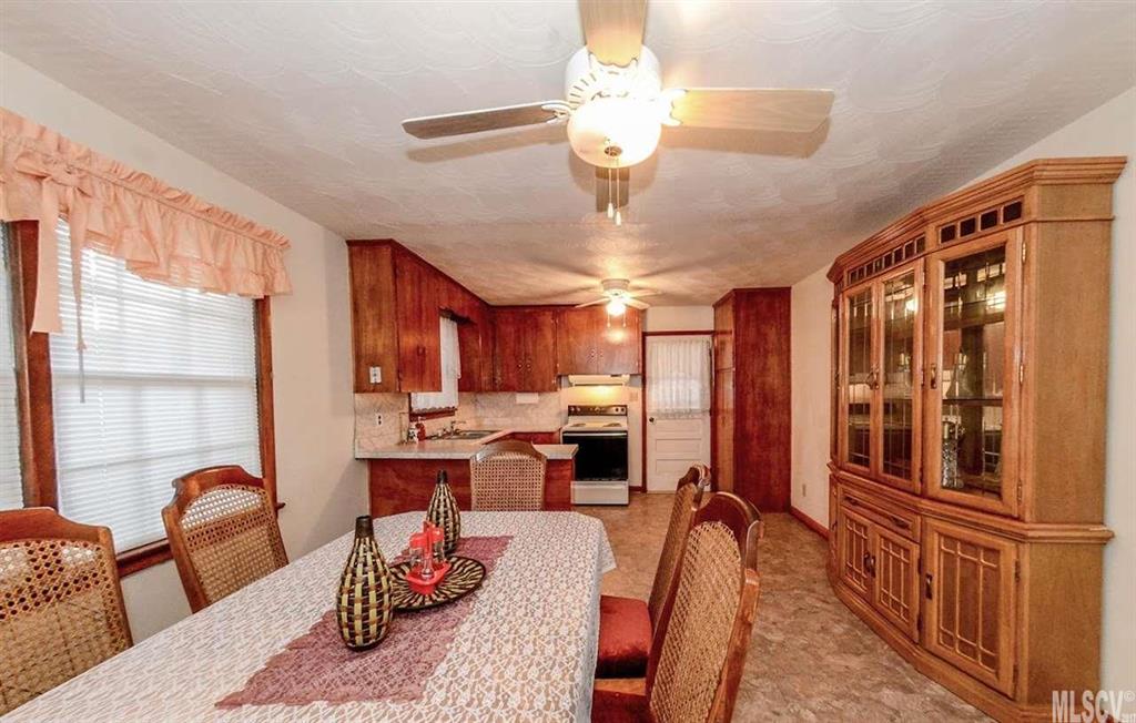 5037 Springhaven Drive Conover, NC 28613 - Photo 5 of 24 Gallery Image 5