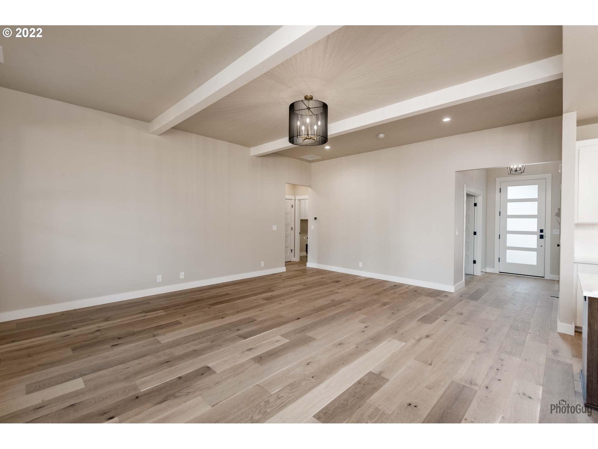1011 South 33rd Springfield, OR 97478 - Photo 7 of 32 a view of a room with wooden floor