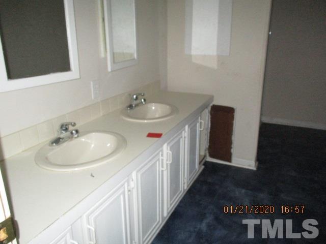 1476 Mill Hill Road Roxboro, NC 27574 - Photo 9 of 12