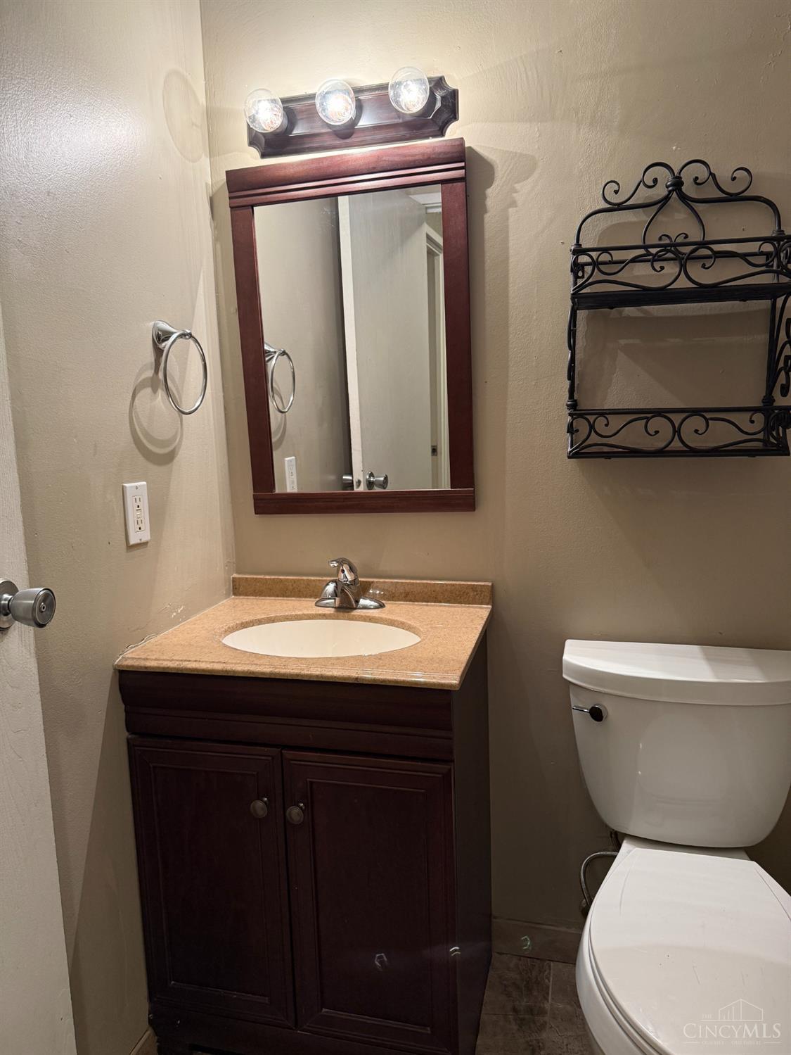 6646 Hearne Road, Unit 209 Cincinnati, OH 45248 - Photo 11 of 15