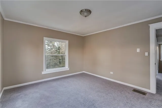 $319,000 | 8682 Cemetery Road, Le Ray, NY 13637