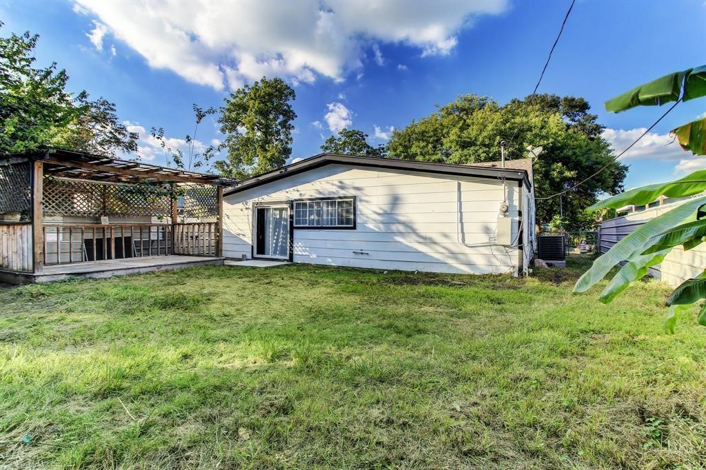 9005 Cheer Street Houston, TX 77063 - Photo 12 of 12