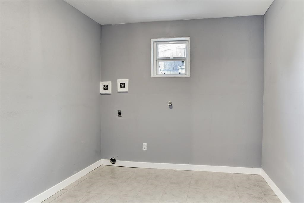 9005 Cheer Street Houston, TX 77063 - Photo 7 of 12