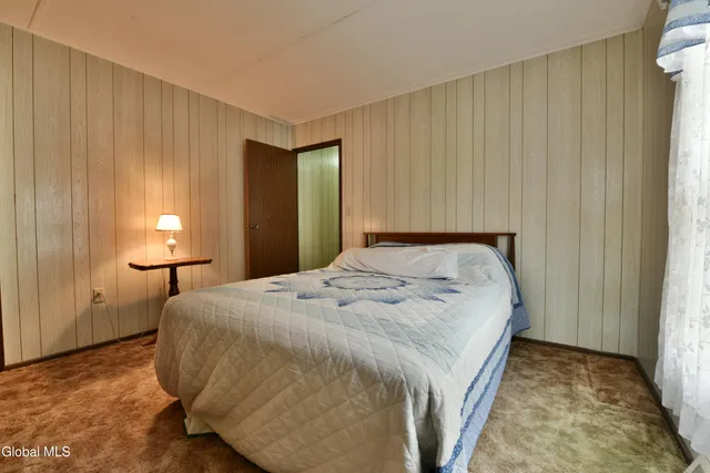 $249,900 | 807 Fon Clair Street, Johnstown, NY 12095