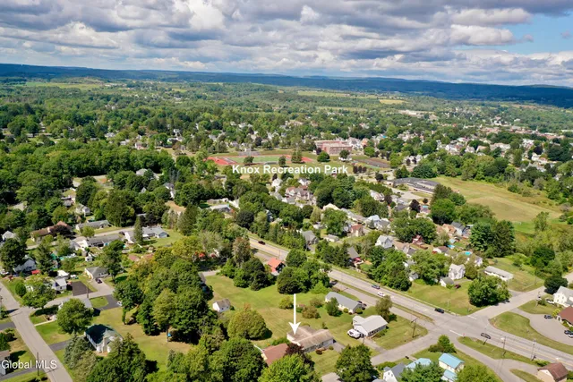 $249,900 | 807 Fon Clair Street, Johnstown, NY 12095