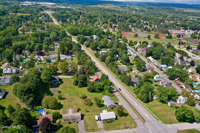 $249,900 | 807 Fon Clair Street, Johnstown, NY 12095